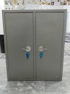 Iron cabinet 35 kg|| safe Almari || iron cabin|| cabin for storage