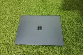 Microsoft surface Laptop 3, i5 10th Gen 4k Touch display 256SSD M2 8GB