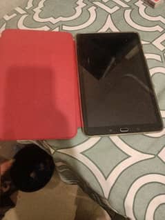 Samsung tablet in excellent condition