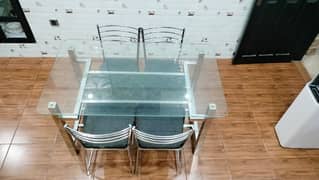 4 seater dining table