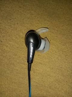 Bose quite comfort 20 acoustic noise cancelling headphones