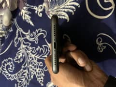 Iphone 11 jv with apple charger