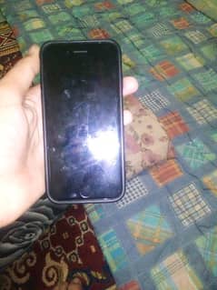 Apple iphone 7 in good condition. water pack iphone 7 bypass for sale.