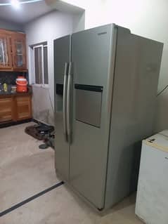 2 door  samsung  refrigerator  for  sale