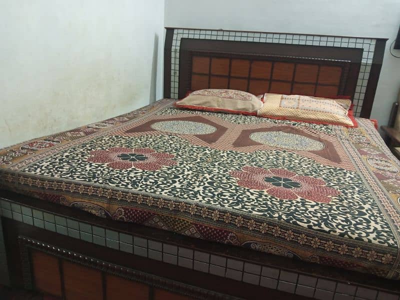 Queen size bed (0300.4035179) 5