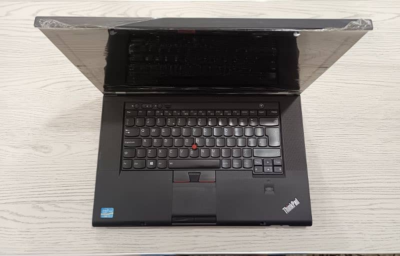 Lenovo Thinkpad W530 core i7 3rd gen quadcore (i7-3820QM) 2gb Nvidia 1