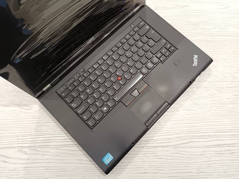 Lenovo Thinkpad W530 core i7 3rd gen quadcore (i7-3820QM) 2gb Nvidia 5