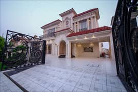 1 Kanal Fully furnished Luxury House Available For Rent in DHA Lahore 100% Add top Location