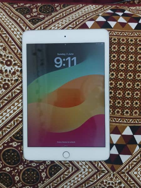 Ipad mini 5 64gb Available 2