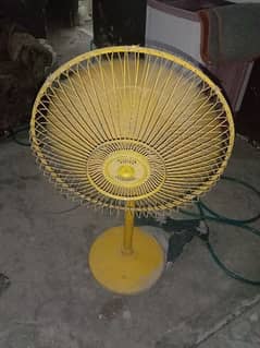 Al Meraj pedestal fan