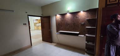 Beautifull house available in north Nazmabad block J for sale gound plus 1 in