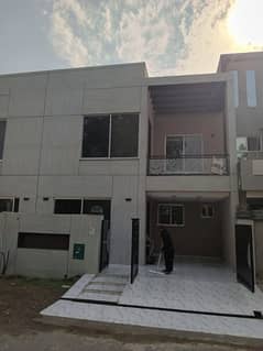 5 marla 4 Bed fully Luxury Furnished House for rent Gardenia Block Bahria Town Lahore