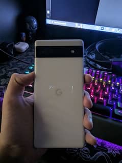 GOOGLE PIXEL 6A 6/128 GB WITH BOX AND CHARGER 10 BY 10 CONDITINON
