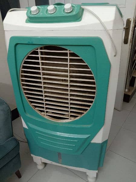 Air Cooler (Plastic Body). 1