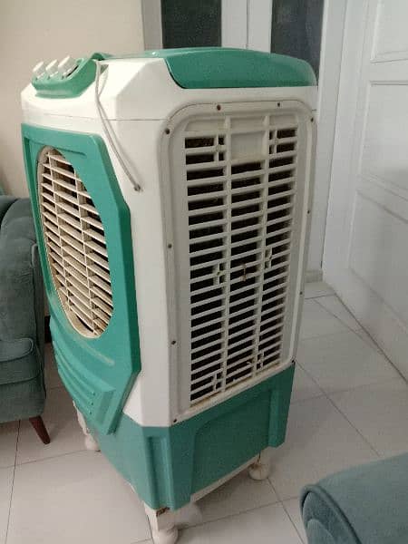 Air Cooler (Plastic Body). 2