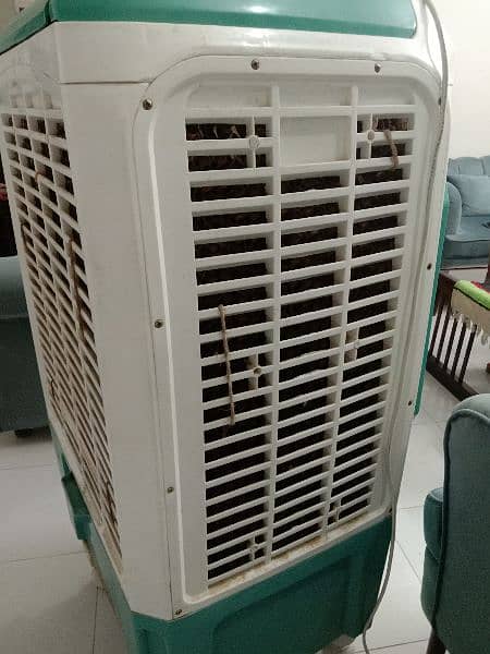 Air Cooler (Plastic Body). 5