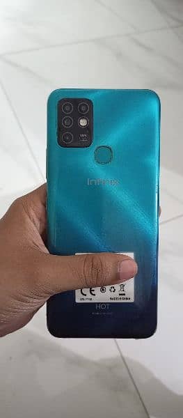 Infinix Hot 10 4/64 3