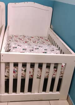 Kids/toddlers beds