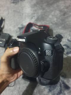 Canon 70D DSLR+50mm 1.8 + 18-55mm + 2 Battery + Steadicam
