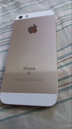 iphone SE 2018 (contact on whatsapp) 03176859574