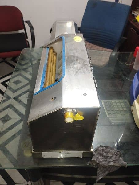 Eggs shells crackers machine stainless steel body imported 220 voltage 10