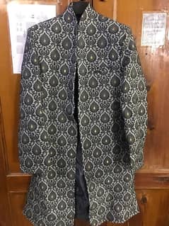 selling my long prince coat only one time used