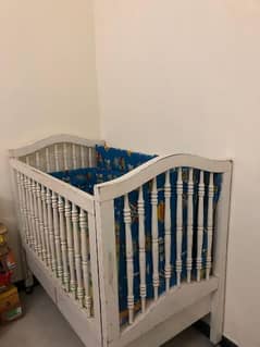baby bed sale heavy wood quality