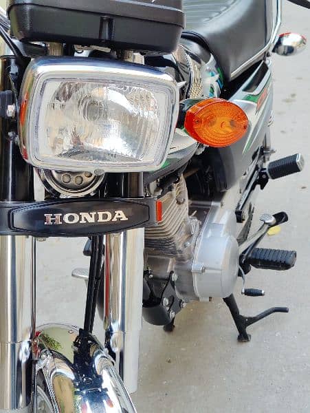 Honda CG 125cc 22/23shipe 4