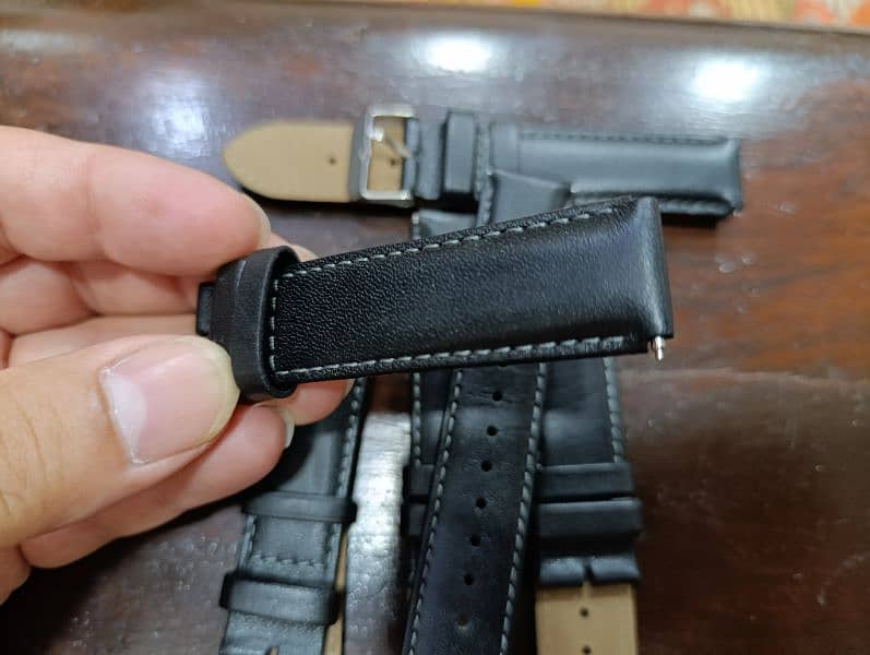 Original Huawei 18 mm smart watch leather strap with 20 mm fitting 10