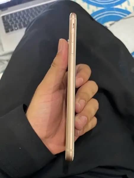 iPhone 8 plus (exchange possible) 2