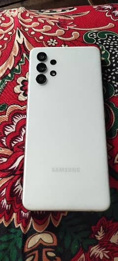 Samsung A32.4gb 64gb single sim is main. fingerprint ni hota