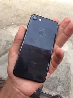iPhone 7 32gb non pta condition 10/10 bettery health 75 timing achiha