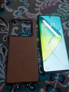 Infinix note 40 pro(just 4 days used) 12/256 full warranty
