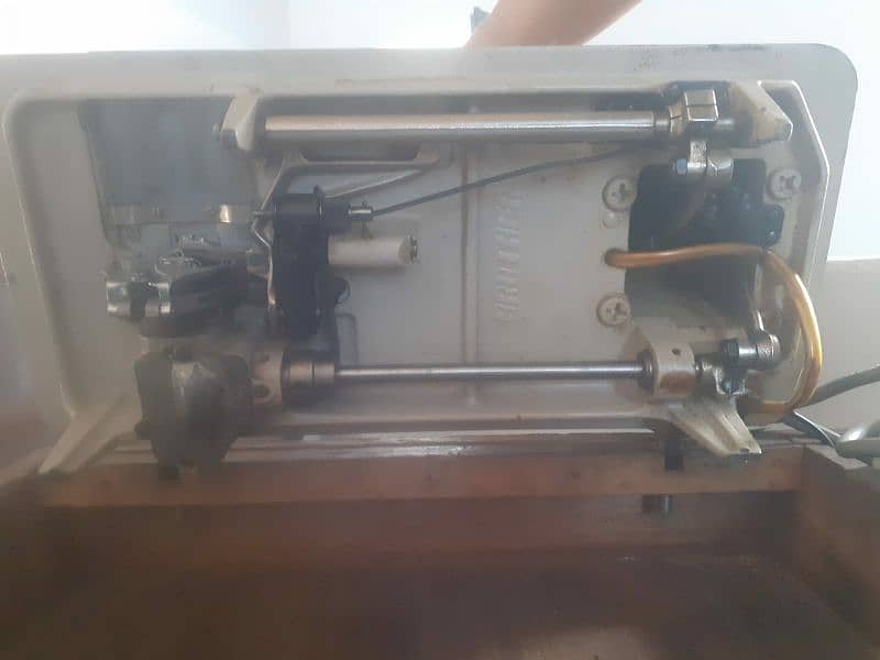 brother company silai machine 8