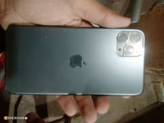 iphone 11 pro max condition 10 by 10