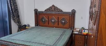 bed dressing almirah 3 box wali
