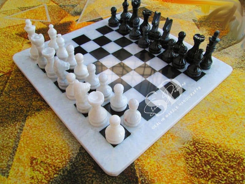 Antique Chess Set marble with unique Velvet case What'sapp 03193587288 0