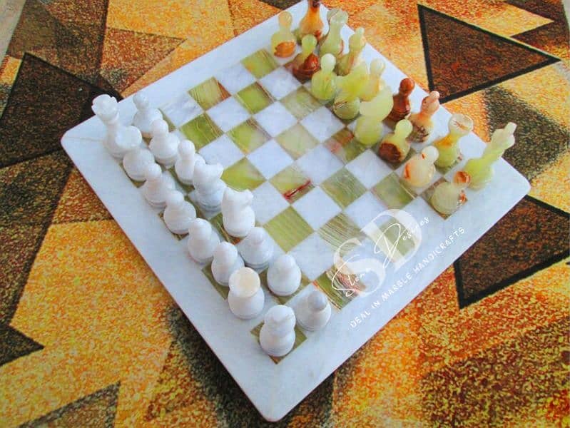 Antique Chess Set marble with unique Velvet case What'sapp 03193587288 2