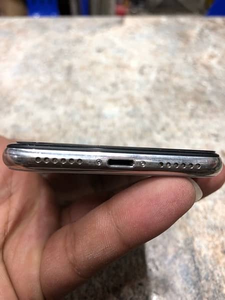 iPhone X 64gb 3