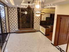 Bahria Town Phase 8 Rafi Block 5 Marla Luxury House For Sale