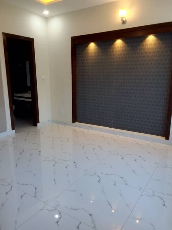 Size 25x40 Luxury Brand New House For Sale In G-13 10