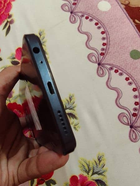 INFINIX SMART 7 Ram Rom 4+3/64 All ok. just 6 months used. 4