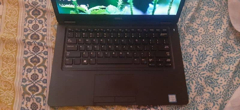 Dell laptop new condition 0