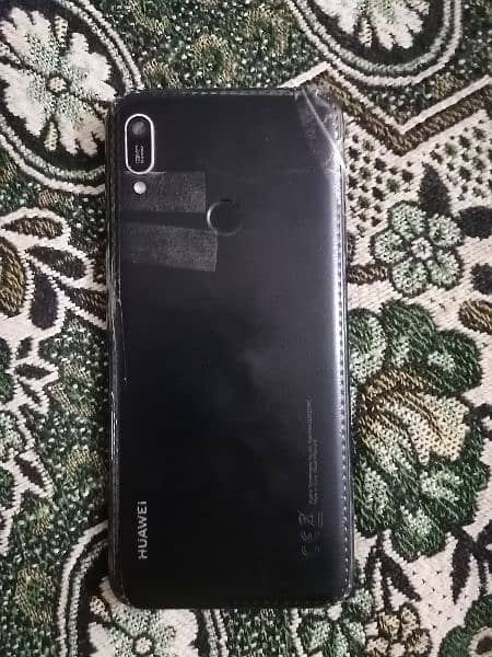 Huawei Y6 1