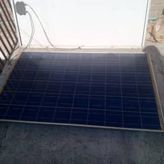 250 WATTS SOLAR PANELS WITH STAND FOR URGENT SALE