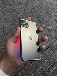 iPhone 11 Pro 256GB Factory Unlocked with eSim time 0328 4953796