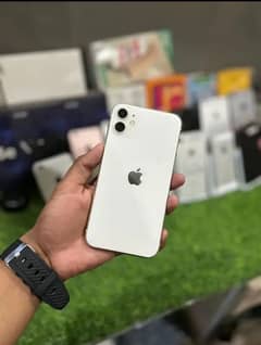 IPHONE 11 {READ AD KINLDY}