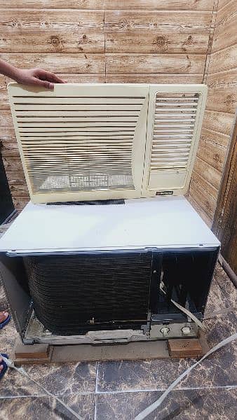 WINDOW AC 1.5 TON NATIONAL 10 by 10 condition 0