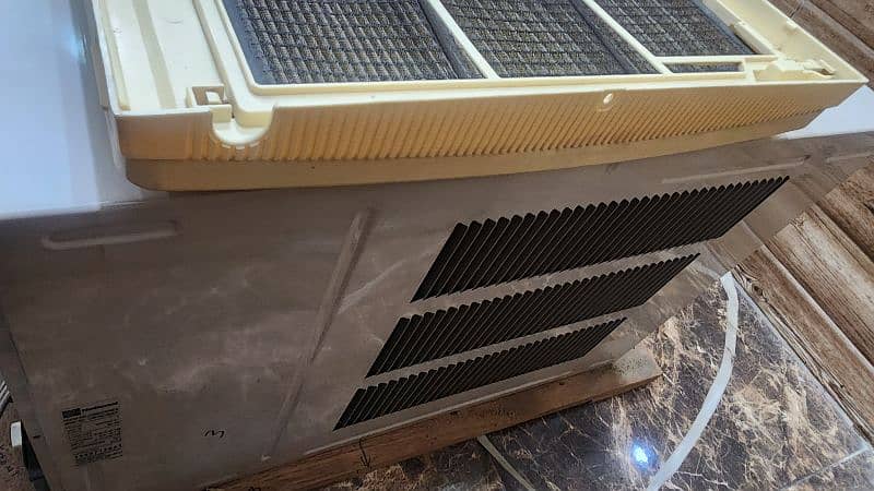 WINDOW AC 1.5 TON NATIONAL 10 by 10 condition 2