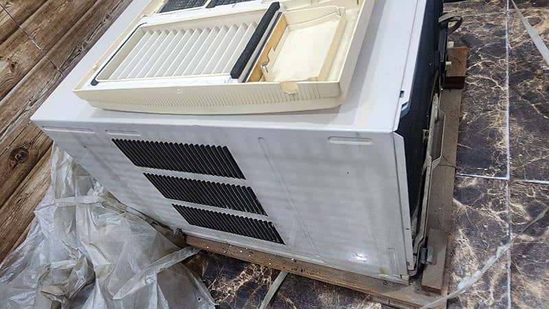 WINDOW AC 1.5 TON NATIONAL 10 by 10 condition 3